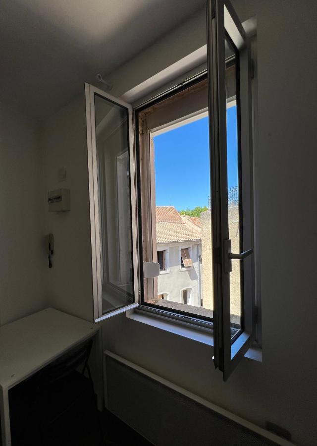 Cosy Studio Hyper Centre Avec Kitchenette & Climatisation Carpentras Eksteriør billede