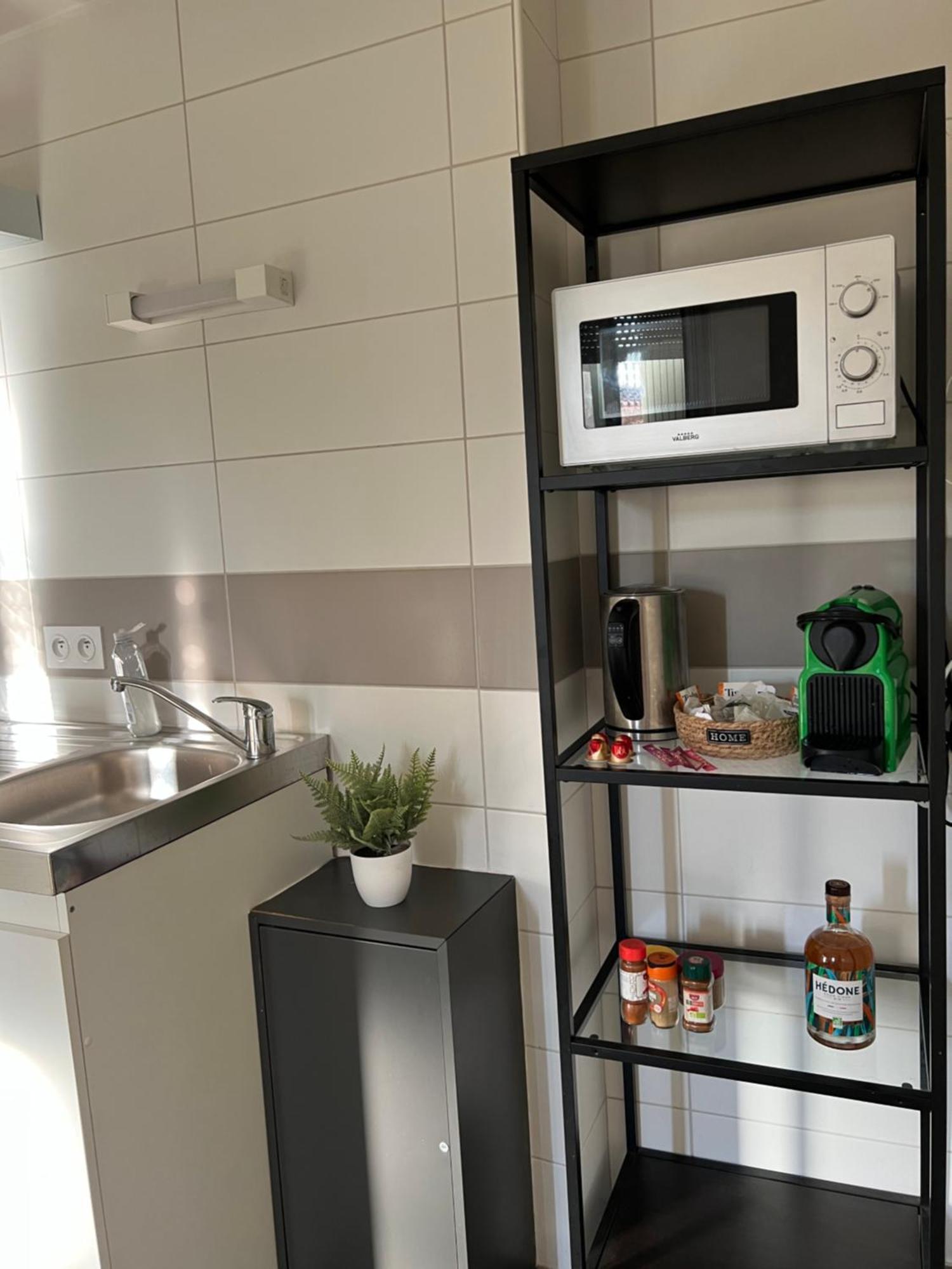 Cosy Studio Hyper Centre Avec Kitchenette & Climatisation Carpentras Eksteriør billede